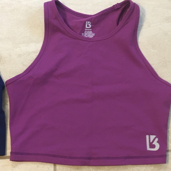 Lot 2 crop top tank Buff bunny VSX small medium - Picture 2 of 6